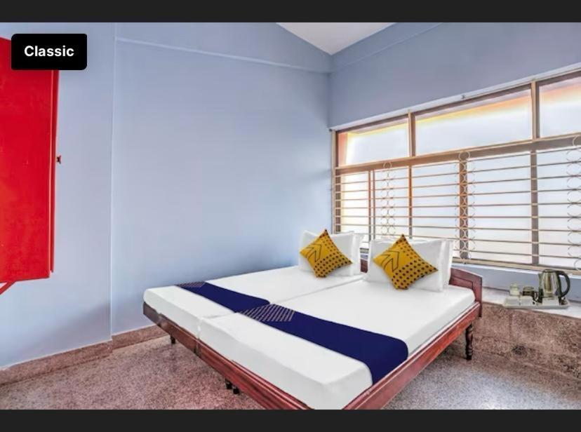 Ss Kkp Tourist Home Thiruvananthapuram Екстериор снимка